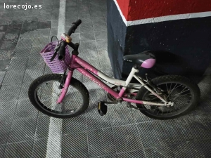 Regalo bici de niña Rosa, con cesta.