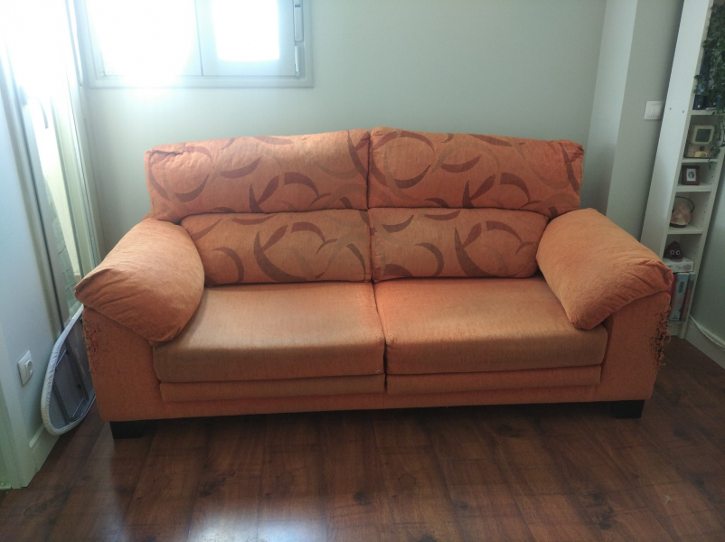 URGENTE, REGALO SOFA